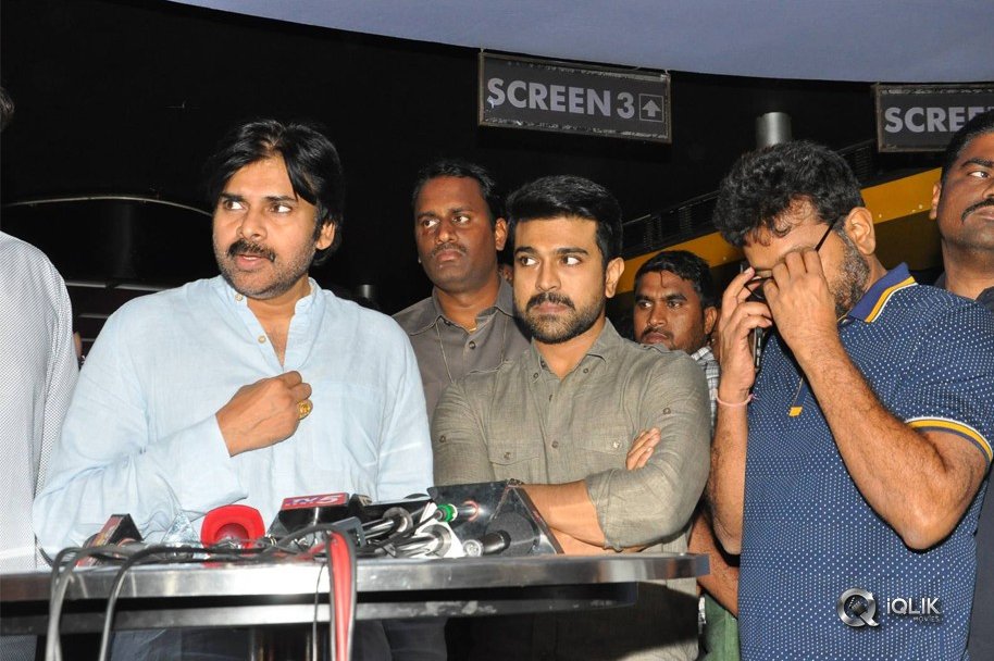 Pawan-Kalyan-Watched-Rangasthalam-along-with-Ram-Charan